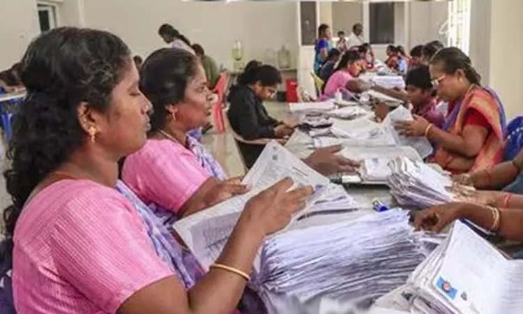 தமிழகத்தில் எஸ்.ஐ.ஆர். பணிக்காக கூடுதல் உதவி வாக்காளர் பதிவு அதிகாரிகள் நியமனம்